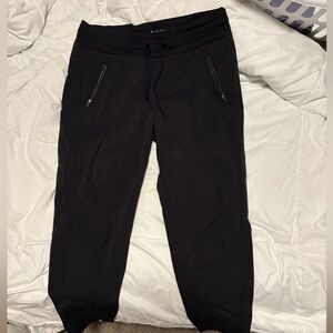 🗻Athleta Trekkie north jogger